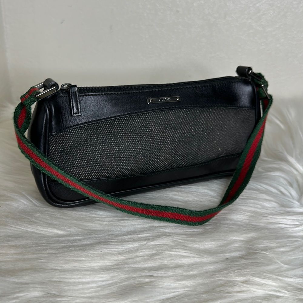 Authentic Gucci Shoulder Bag With Cherryline